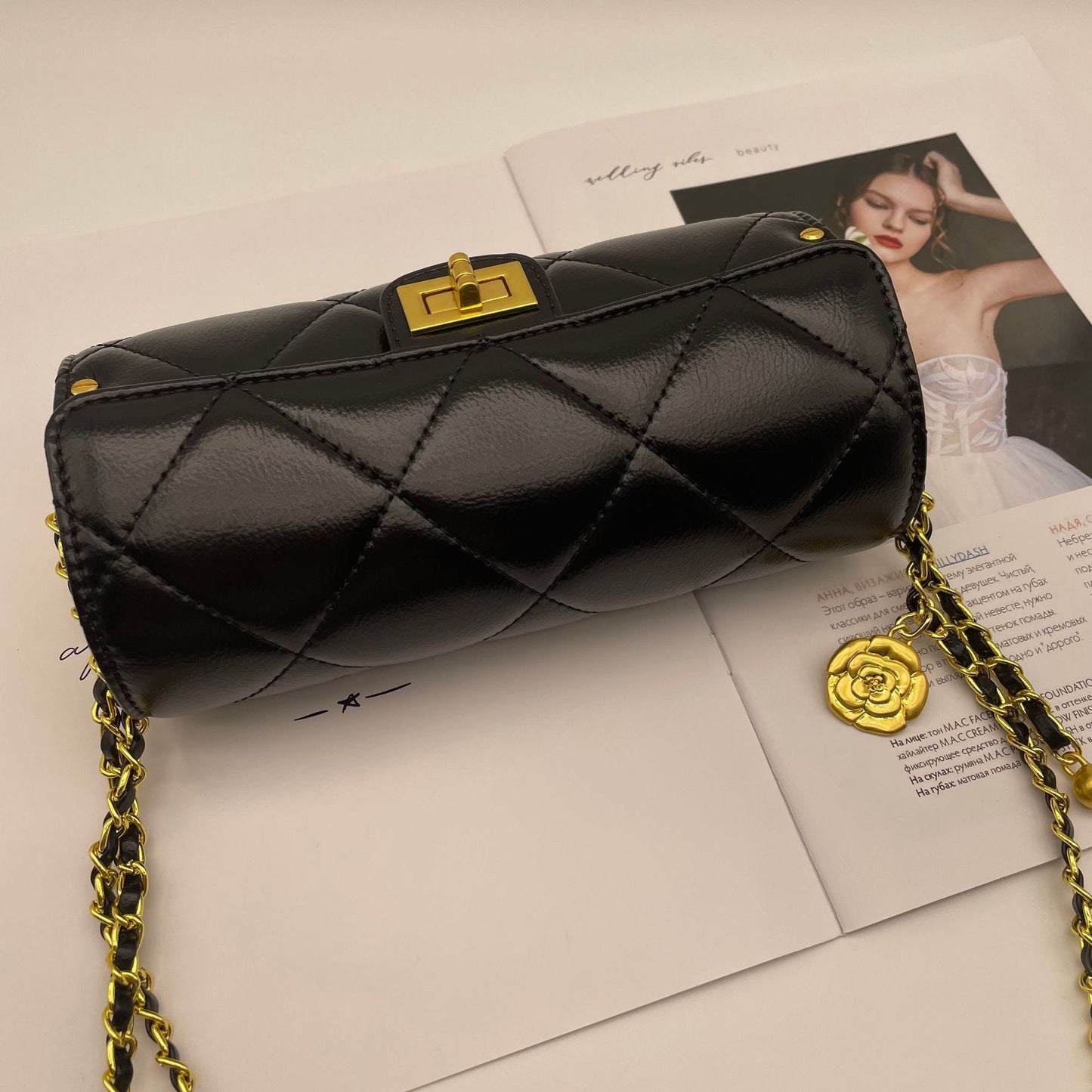 Korean version of the diamond chain bag fashion retro sheepskin messenger bag shoulder cylinder