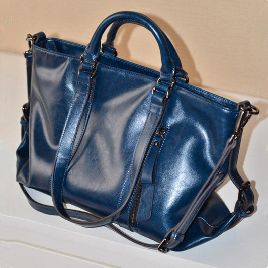 2026 new style oil wax leather bag fashionable handbag hobo shoulder messenger bag
