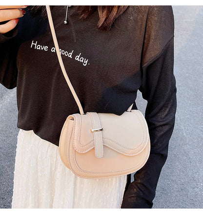 The original design saddle bag single shoulder messenger bag female fresh small bag simple fashion handbag