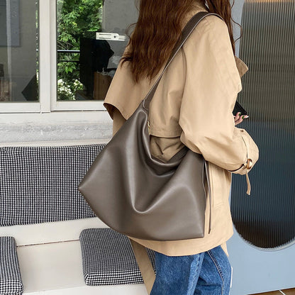 Daily bag soft leather simple shoulder bag new women’s high-capacity messenger bag