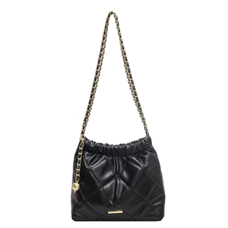 Women’s tote bag 2026 summer new fashion casual single shoulder bag Ladies designer bag quilted PU leather with chain