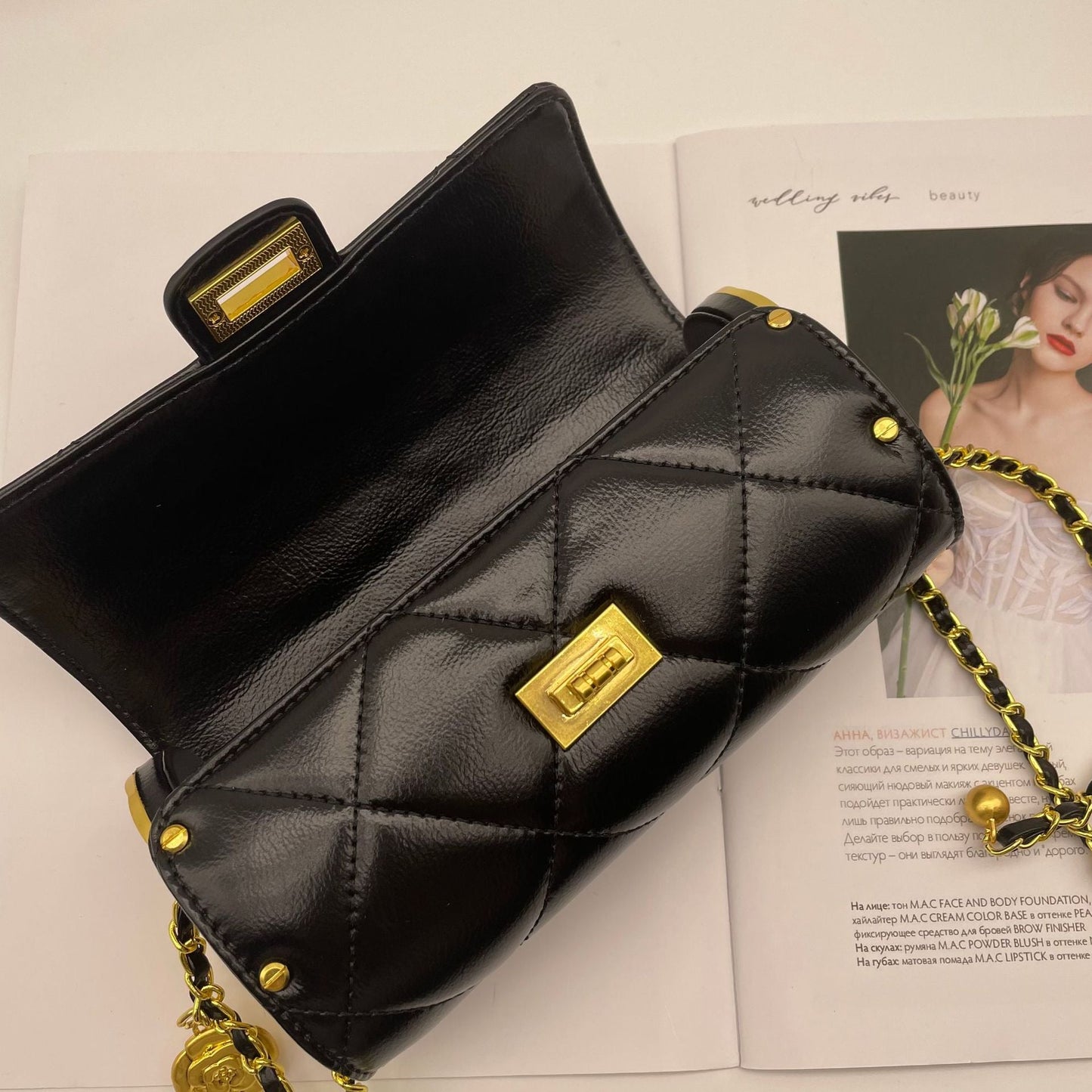 Korean version of the diamond chain bag fashion retro sheepskin messenger bag shoulder cylinder