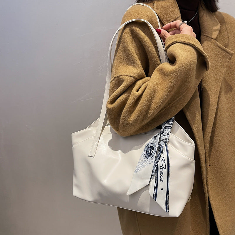 2026 new Korean simple large-capacity tote bag silk scarf hanging decoration bag high-grade texture shoulder tote bag for ladies
