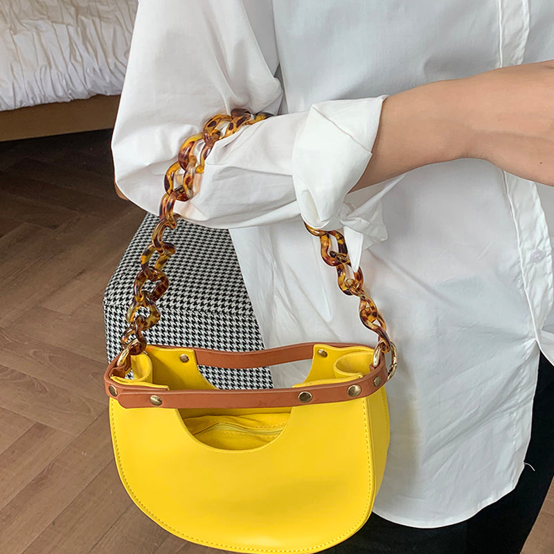 Fashion Design Acrylic Chain Hand Single Lady Shoulder Sling Bag Crossbody Women Half Circle Saddle Bag