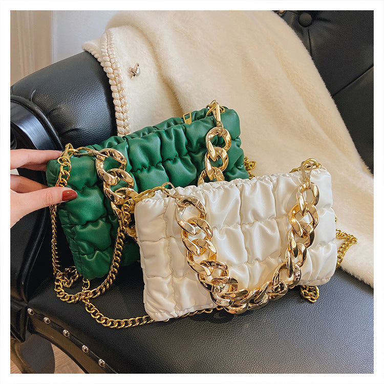 The 2026 new fashionable personality simple bag wrinkled shouldered woman bag stylish texture oblique cross-checkered bag