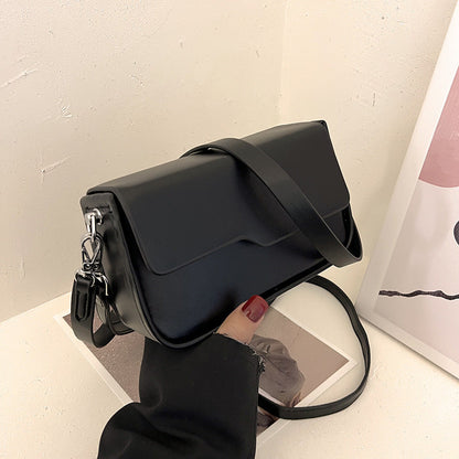 2026 new fashion niche cross-bag Korean version of the simple shoulder bag messenger bag