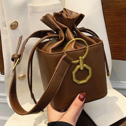 Drawstring fashion girl one-shoulder small box bag new autumn bucket messenger female bag Korean